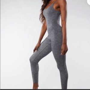 Like New Buff Bunny Bodysuit Onzie Eden’s rose print grey in Medium